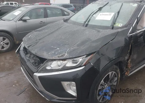 2019 Mitsubishi Eclipse Cross Se z USA, uszkodzony, nr VIN JA4AT5AA9KZ048752